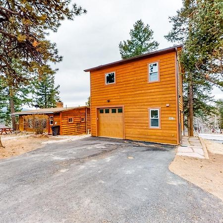 Little Doe Cabin Woodland Park Exterior photo